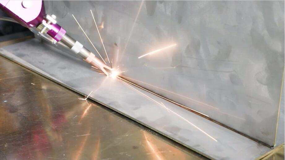 Advantages and Application of Steel Laser Welding Machine